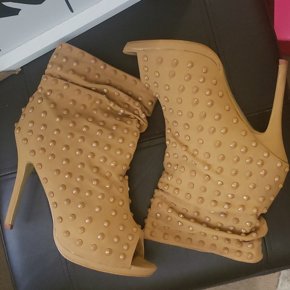 Camel Open-Toe Booties